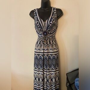 Elegant Blue and White Patterned Maxi Dress